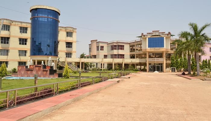 Chhattisgarh Dental College and Research Institute Rajnandgaon campus photo 8